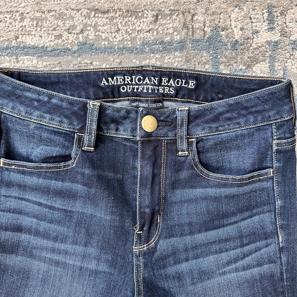 American Eagle High Rise Jegging with natural wash denim color size 2 - Picture 4 of 4